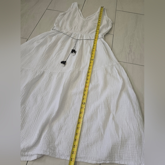 Elegant White Sleeveless Dress Size L - Picture 13 of 14